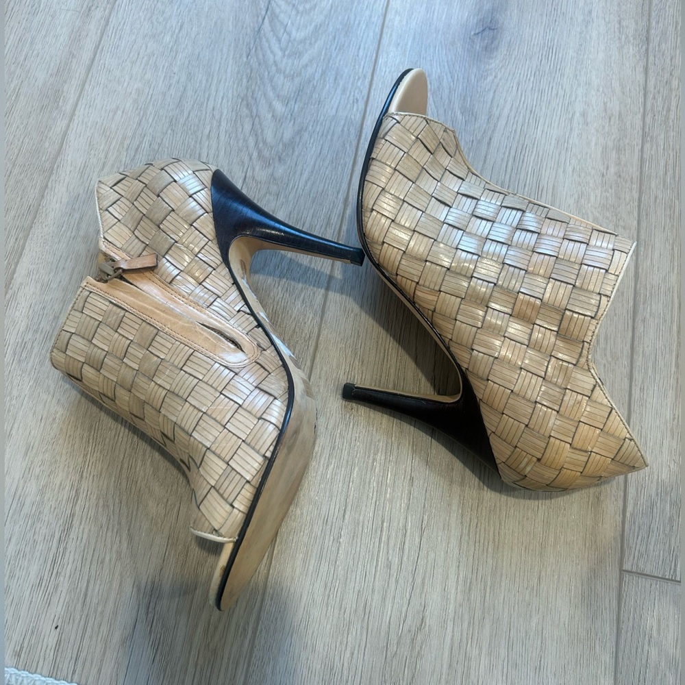 Cole Haan Open Toe Ankle Heel Bootie Woven Office Catalina Peep Toe 8.5 B - Picture 4 of 11